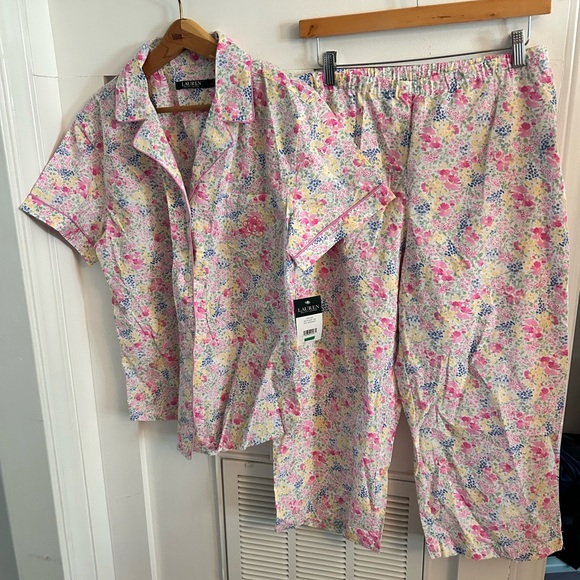 Ralph Lauren Other - Lauren Ralph Lauren women’s Floral Pajama Set capri short sleeve large